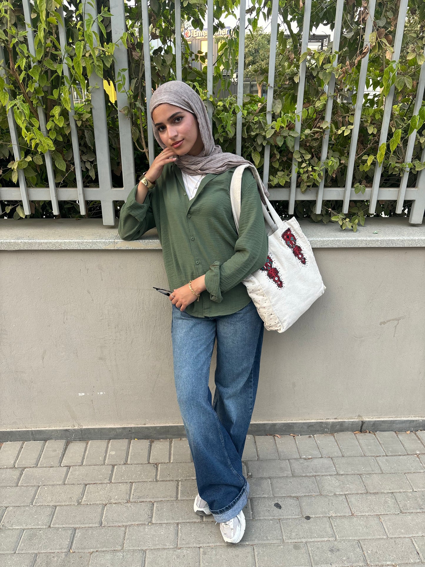 Embroidered Tote Bag ( 1002 )